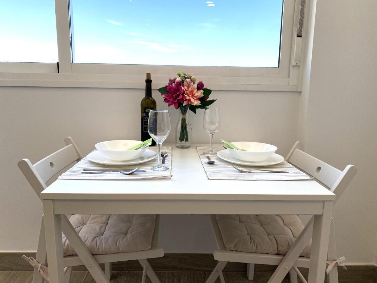 Residencial Santa Justa - Vacacional Sevilla Экстерьер фото