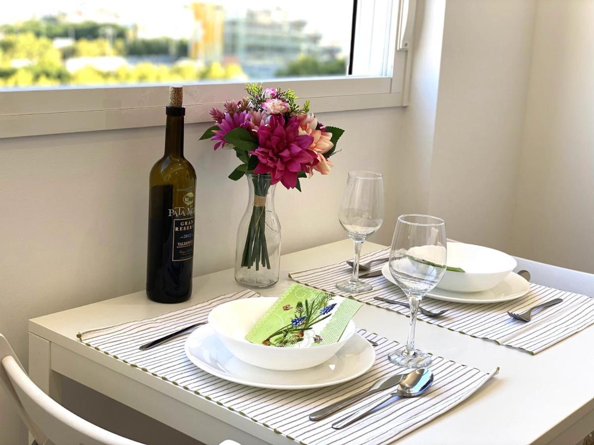 Residencial Santa Justa - Vacacional Sevilla Экстерьер фото